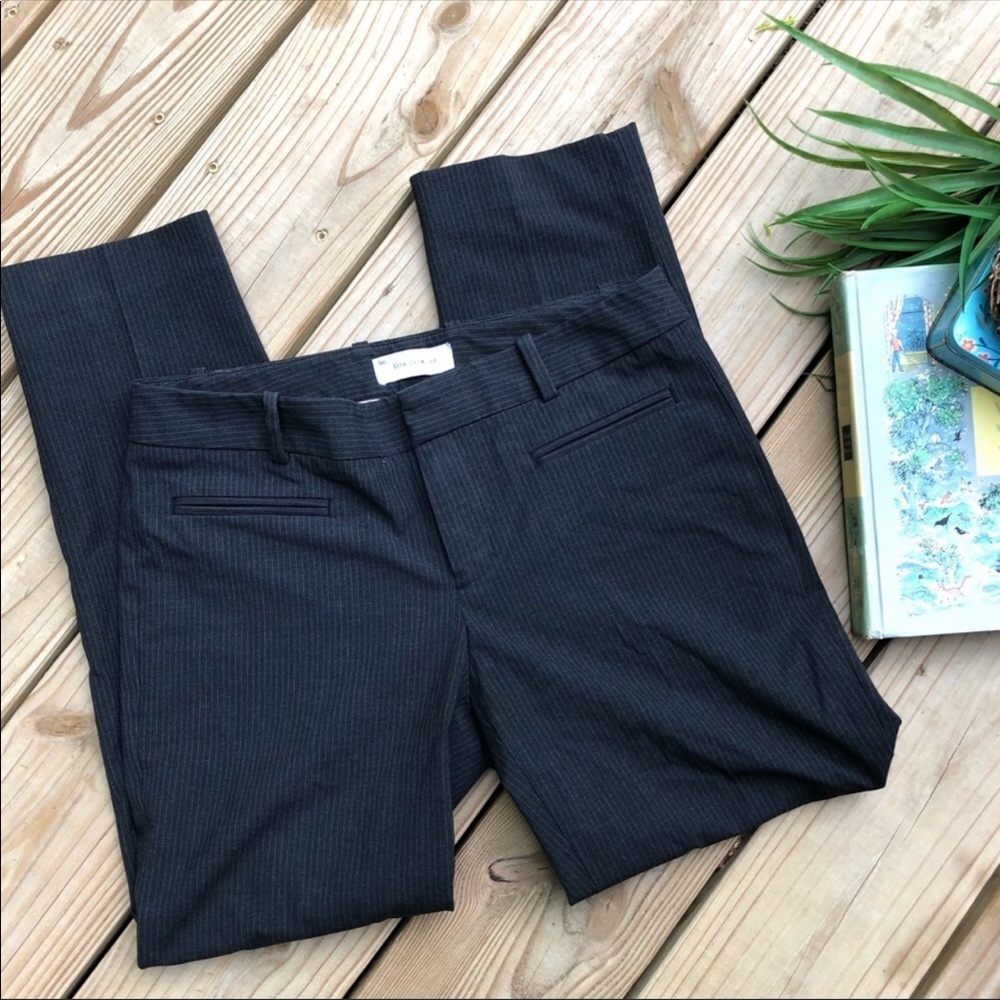 REPOSH Gap Slim cropped career striped grey pants